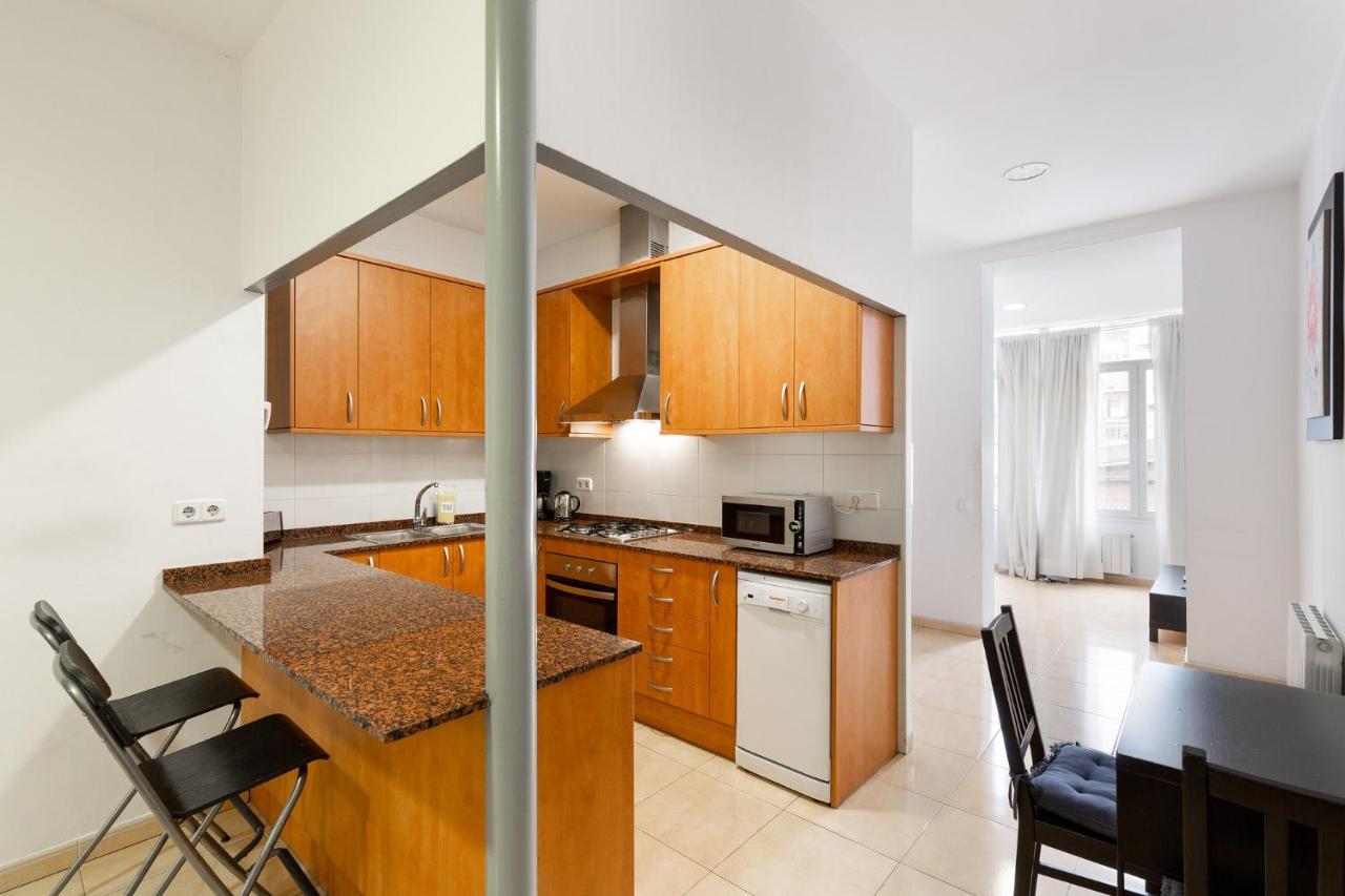 Stay U-Nique Apartments Urgell บาร์เซโลนา ภายนอก รูปภาพ