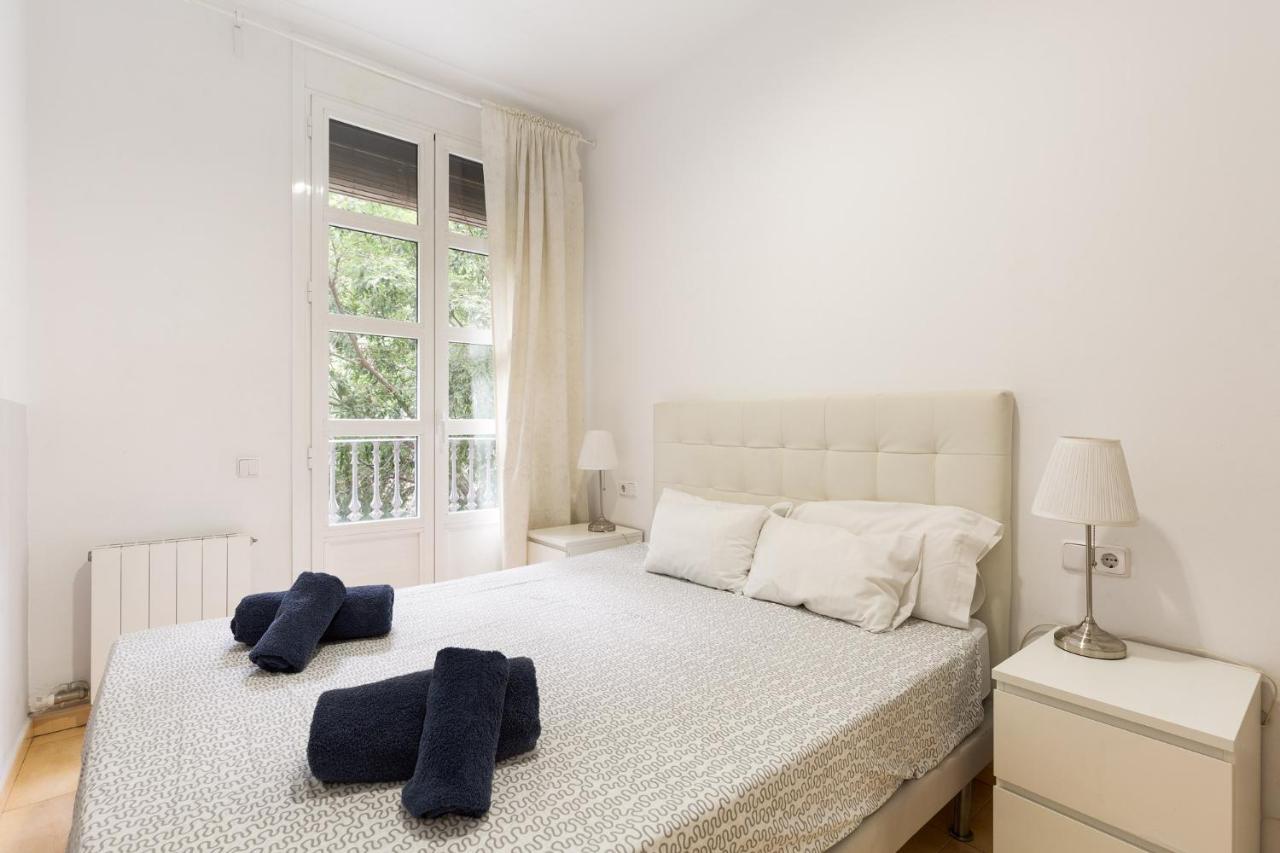 Stay U-Nique Apartments Urgell บาร์เซโลนา ภายนอก รูปภาพ