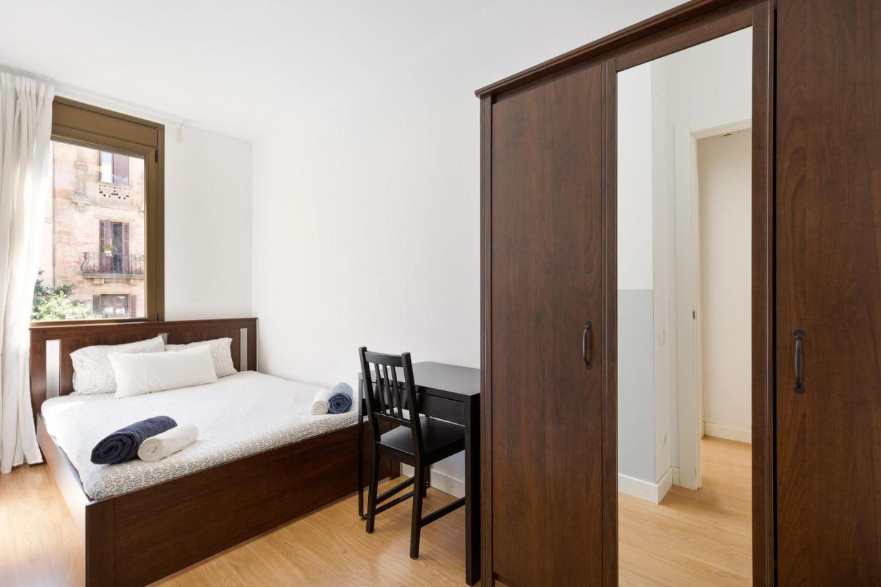 Stay U-Nique Apartments Urgell บาร์เซโลนา ภายนอก รูปภาพ