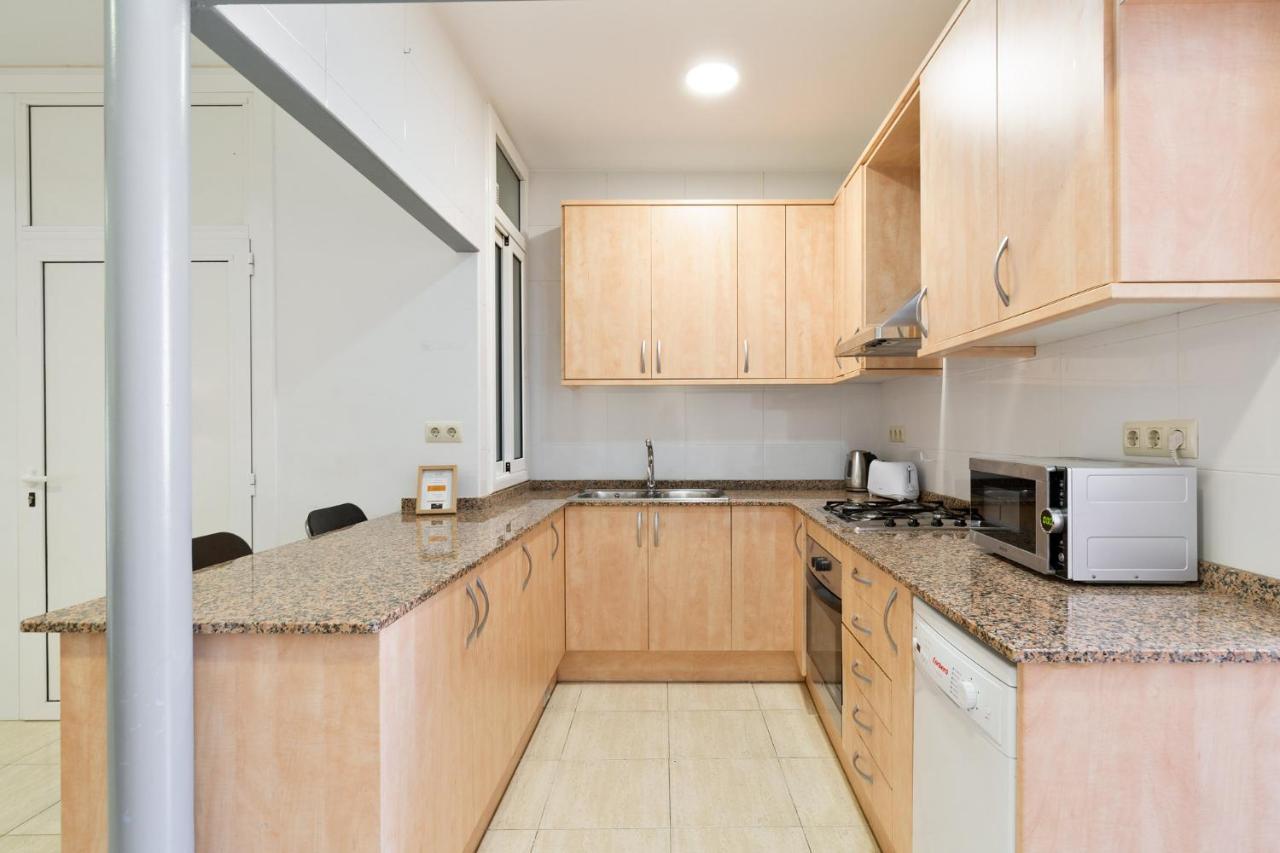 Stay U-Nique Apartments Urgell บาร์เซโลนา ภายนอก รูปภาพ