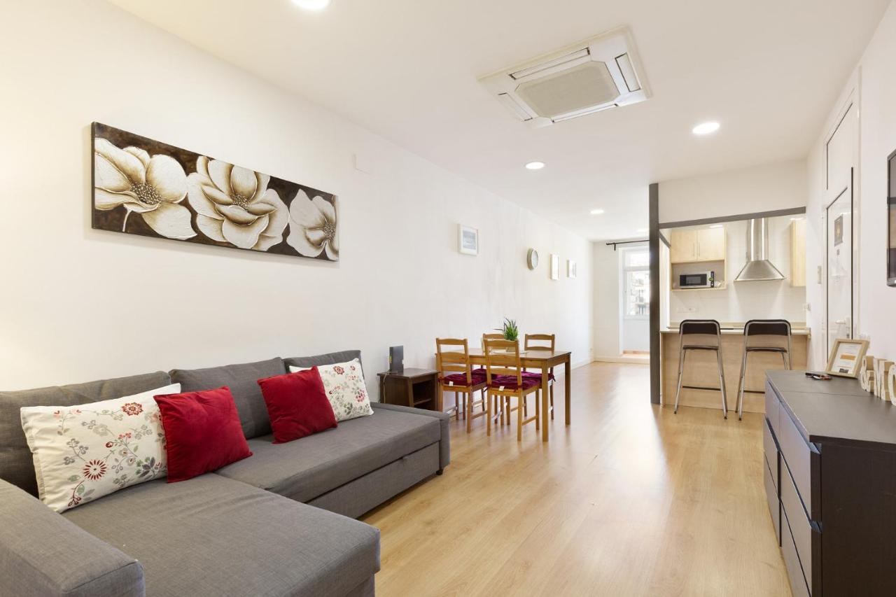 Stay U-Nique Apartments Urgell บาร์เซโลนา ภายนอก รูปภาพ