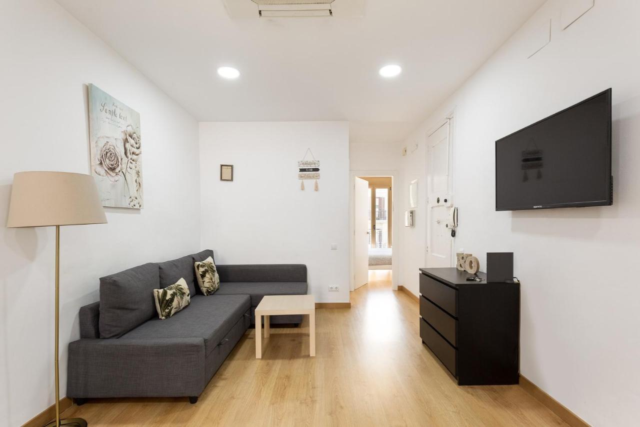Stay U-Nique Apartments Urgell บาร์เซโลนา ภายนอก รูปภาพ