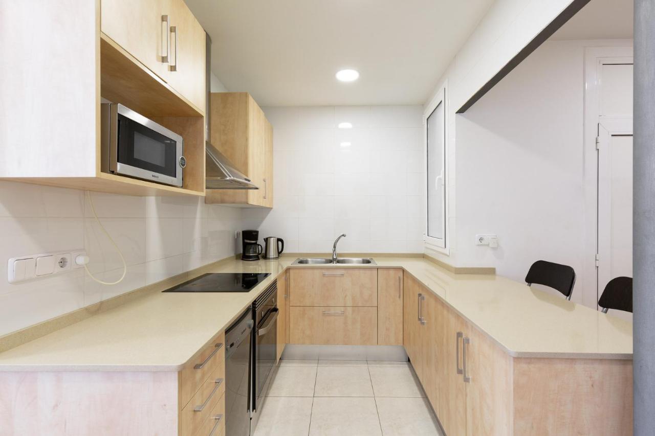 Stay U-Nique Apartments Urgell บาร์เซโลนา ภายนอก รูปภาพ