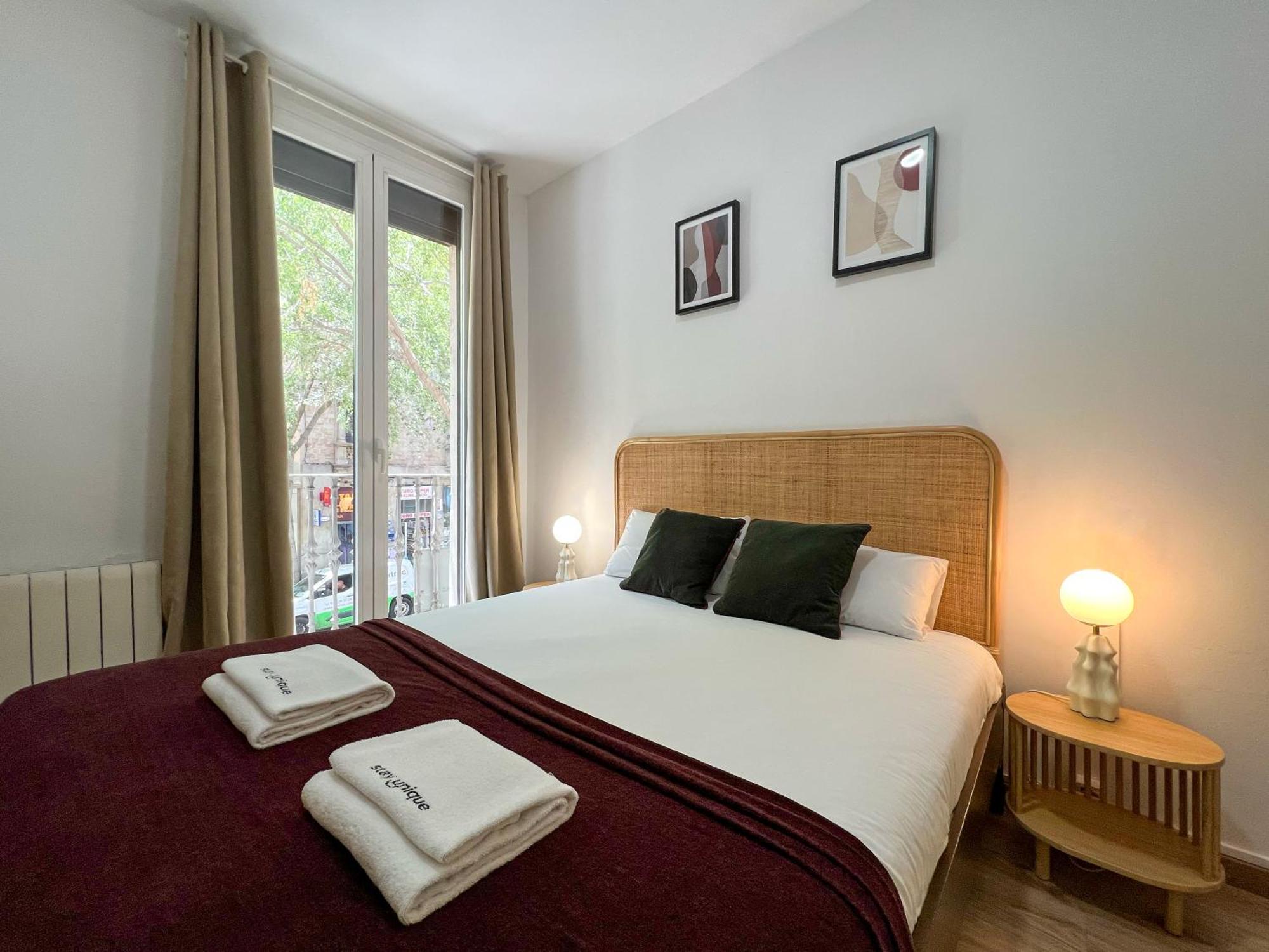Stay U-Nique Apartments Urgell บาร์เซโลนา ภายนอก รูปภาพ