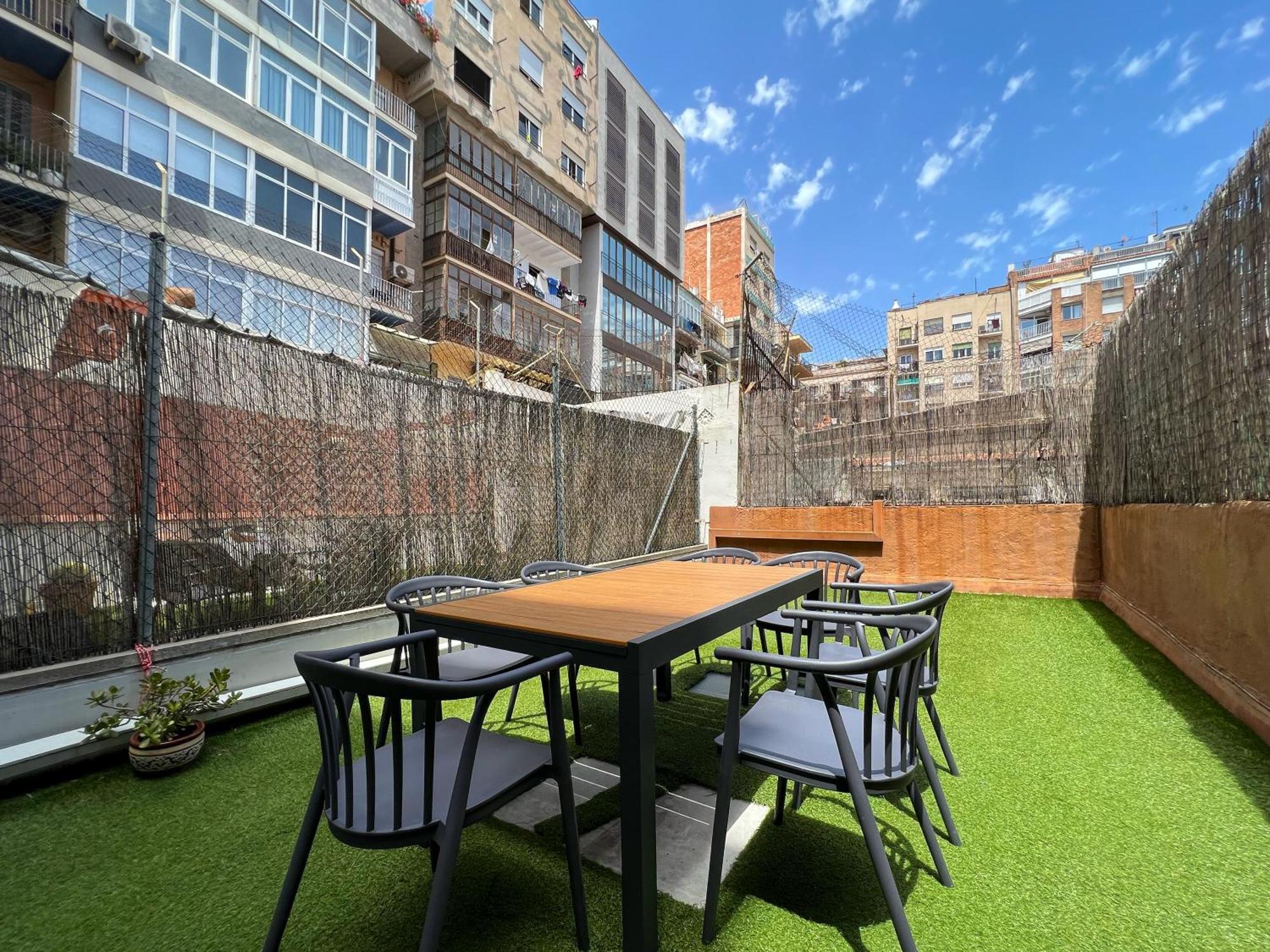 Stay U-Nique Apartments Urgell บาร์เซโลนา ภายนอก รูปภาพ
